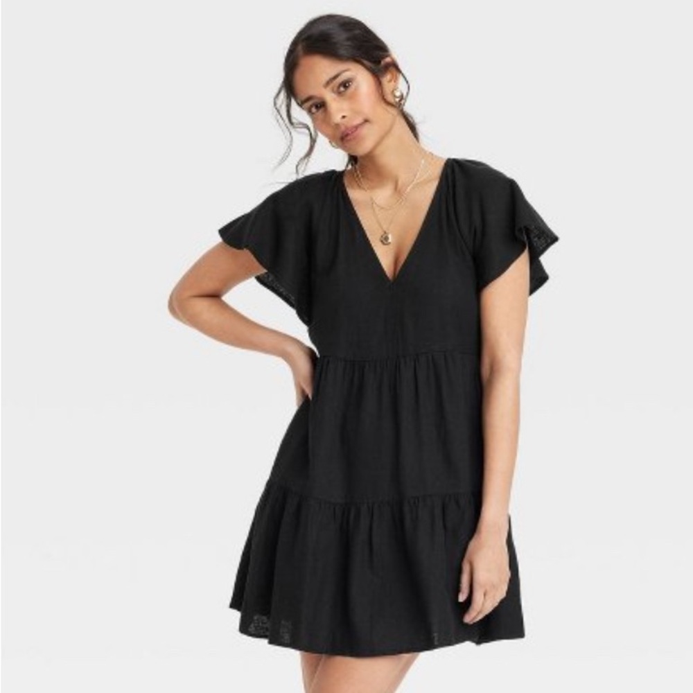 Universal Thread Black V-Neck Dress